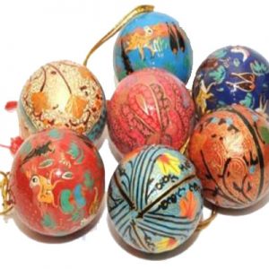 Hanging Balls – Paper Mache